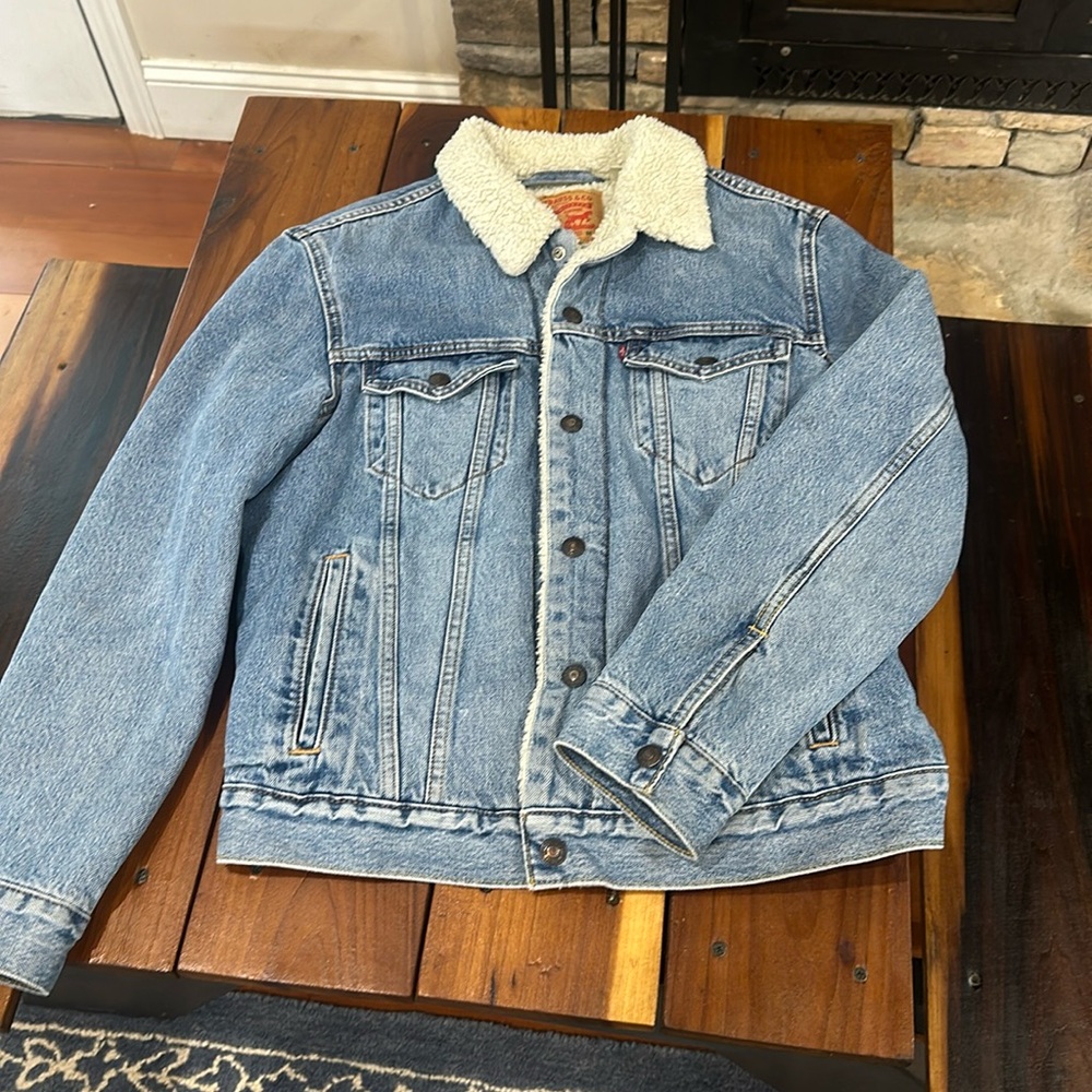 Men’s Original Levi Sherpa lined denim trucker jacket - M